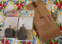 ダイソーにて。