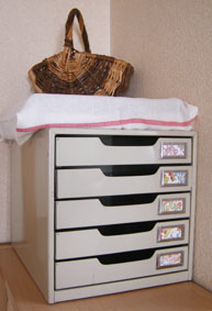 スチール製引き出し2