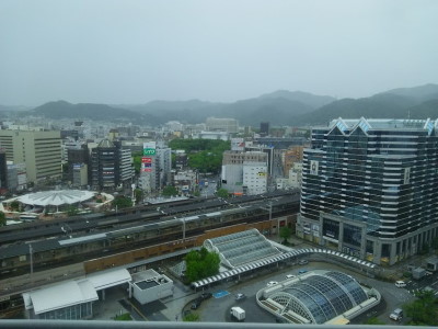 雨の神戸