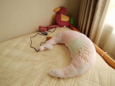 ホットネックマッサージピロー